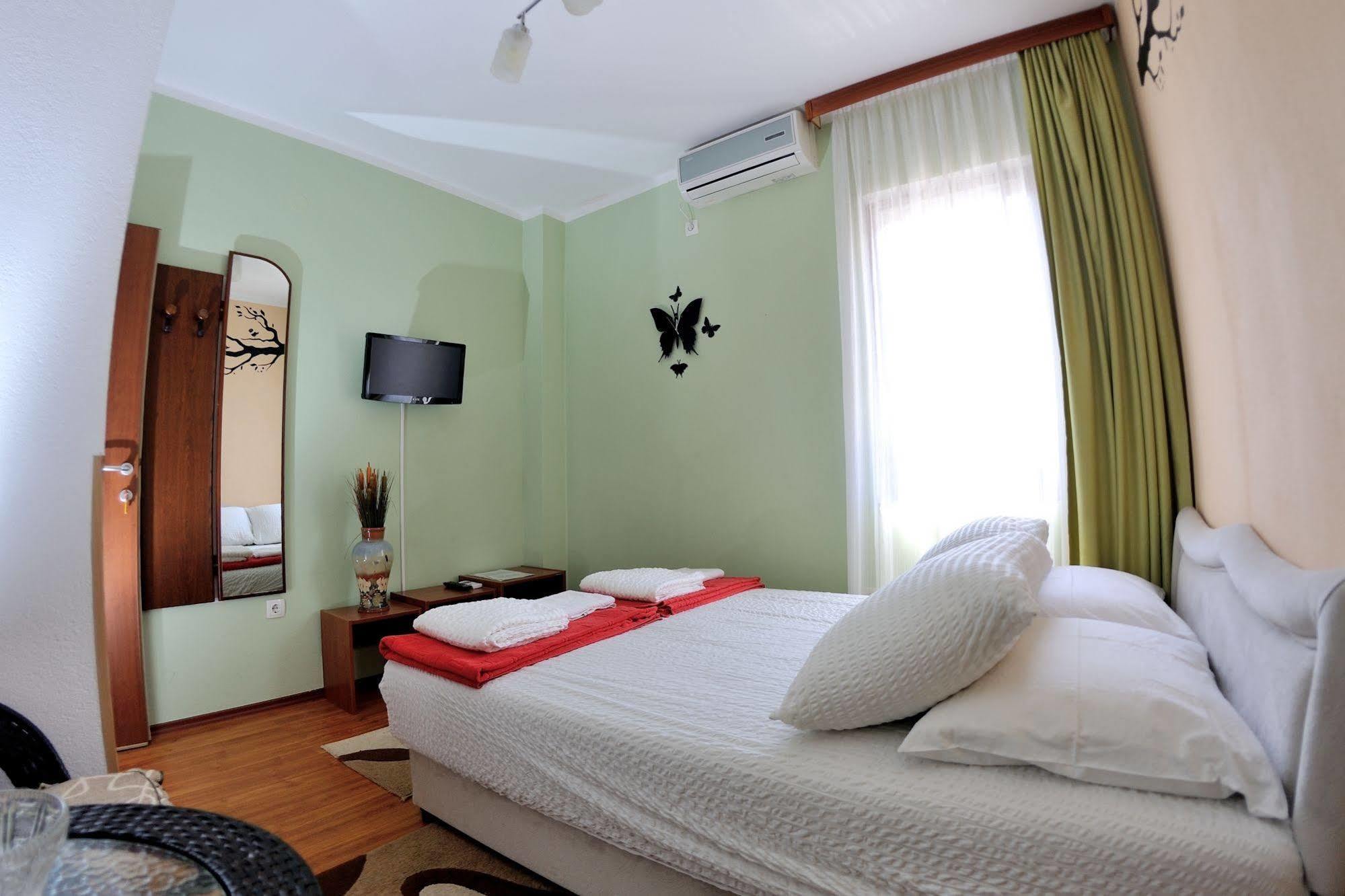 Pansion Villa Nur Μόσταρ Εξωτερικό φωτογραφία