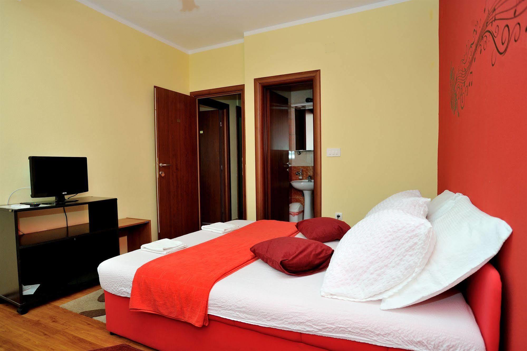 Pansion Villa Nur Μόσταρ Εξωτερικό φωτογραφία